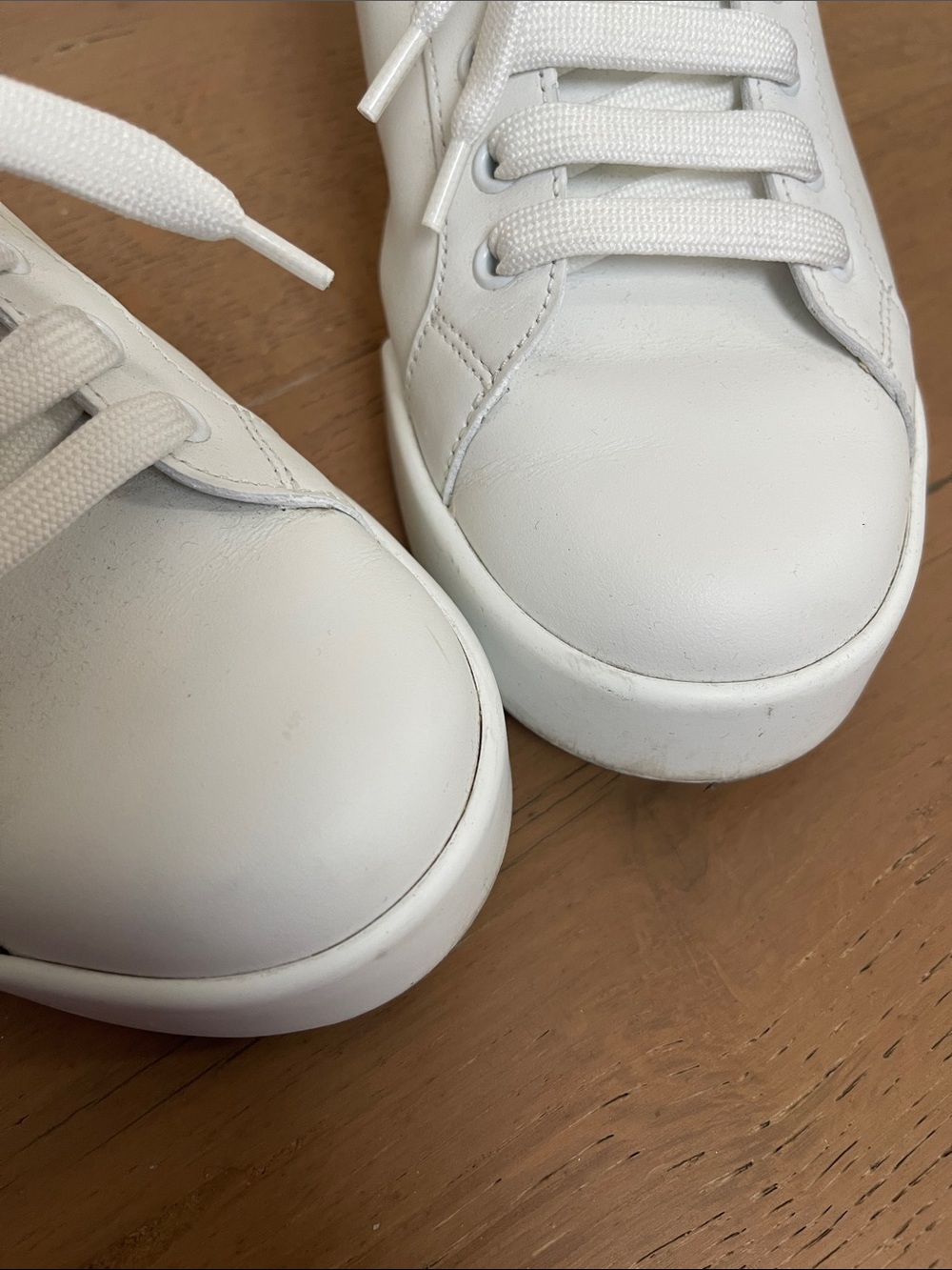 Dolce & Gabbana White Leather Low-Top Sneakers with Black Heel Tab - Picture 10 of 13